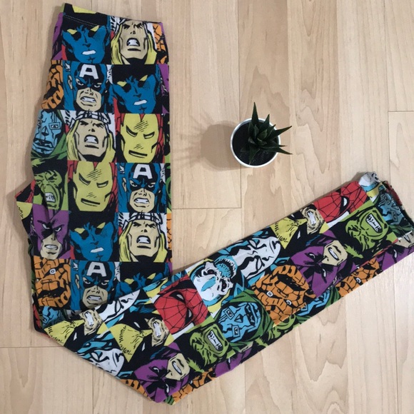 Forever 21 Pants - 3/$25💎 F21 MARVEL TIGHTS